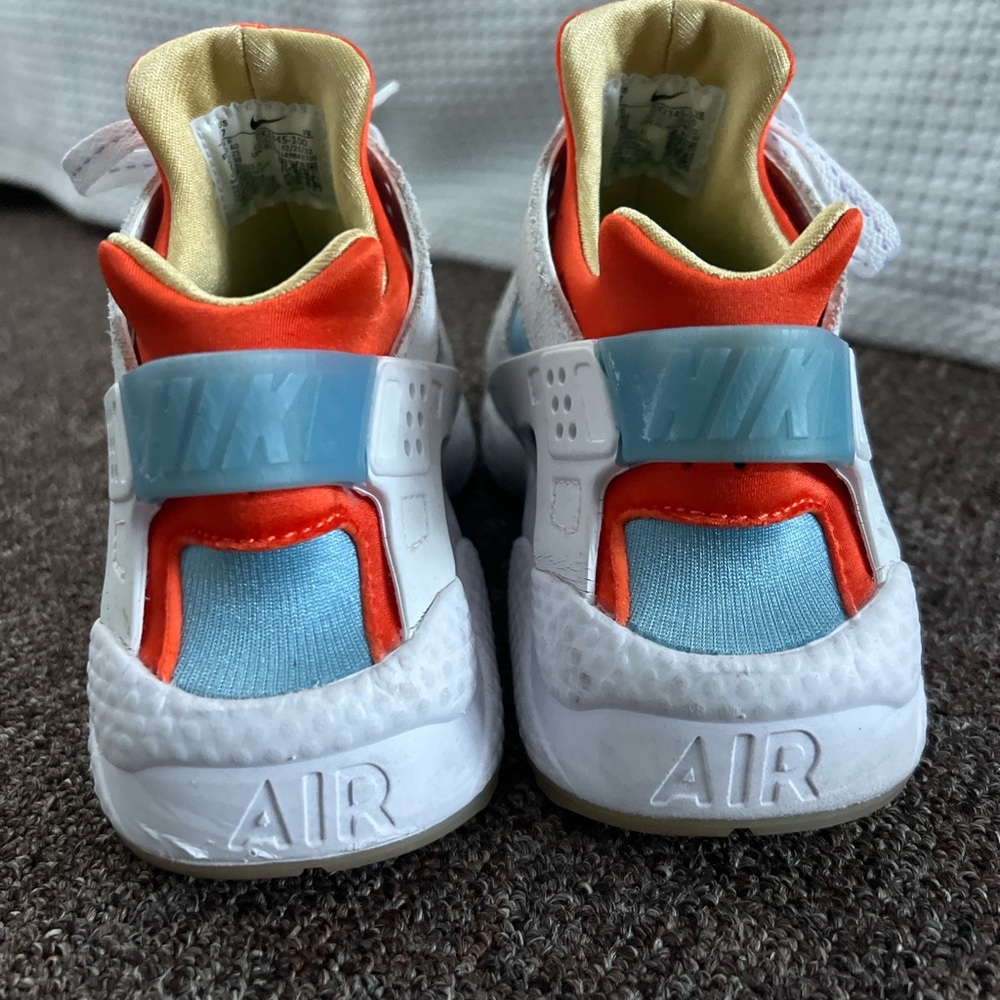 Men-Nike Air Huarache DX2345-100